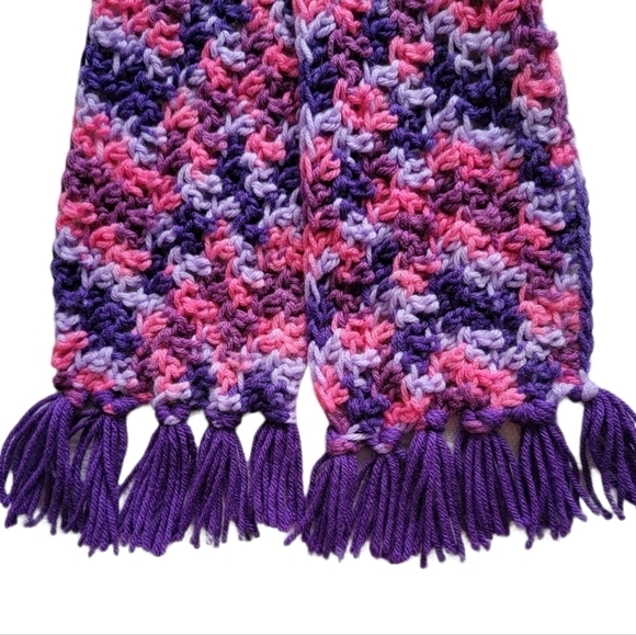 ๐ข 3 for $30 ๐ข HANDMADE CROCHET SCARF & HAT SET - Picture 6 of 8